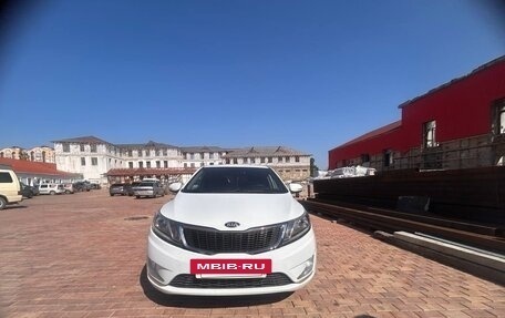 KIA Rio III рестайлинг, 2014 год, 880 000 рублей, 2 фотография