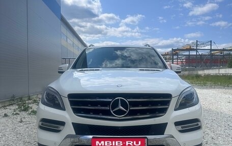 Mercedes-Benz M-Класс, 2014 год, 2 500 000 рублей, 5 фотография