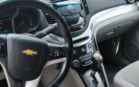 Chevrolet Orlando I, 2012 год, 1 300 000 рублей, 7 фотография