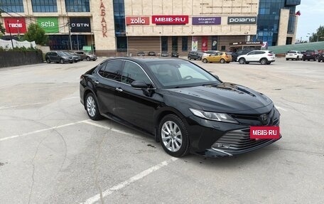 Toyota Camry, 2019 год, 2 890 000 рублей, 3 фотография