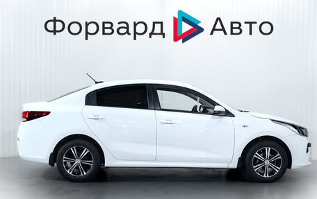 KIA Rio IV, 2018 год, 1 350 000 рублей, 8 фотография