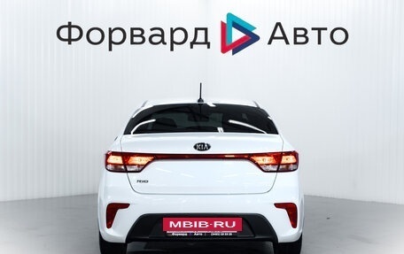 KIA Rio IV, 2018 год, 1 350 000 рублей, 6 фотография