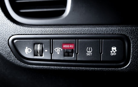KIA Rio IV, 2018 год, 1 350 000 рублей, 18 фотография