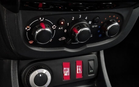 Renault Duster I рестайлинг, 2016 год, 949 000 рублей, 19 фотография