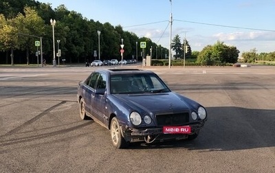 Mercedes-Benz E-Класс, 1997 год, 150 000 рублей, 1 фотография