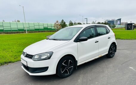 Volkswagen Polo VI (EU Market), 2011 год, 450 000 рублей, 1 фотография