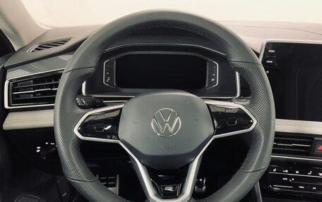 Volkswagen Tiguan II, 2023 год, 4 949 000 рублей, 10 фотография