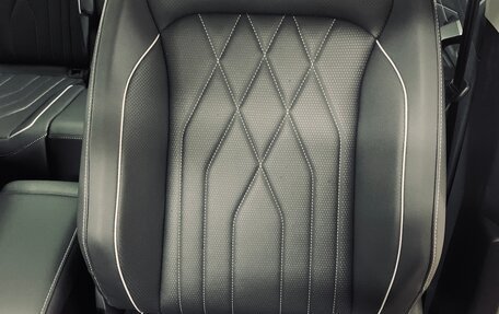Volkswagen Tiguan II, 2023 год, 4 949 000 рублей, 24 фотография