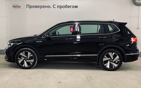 Volkswagen Tiguan II, 2023 год, 4 949 000 рублей, 4 фотография
