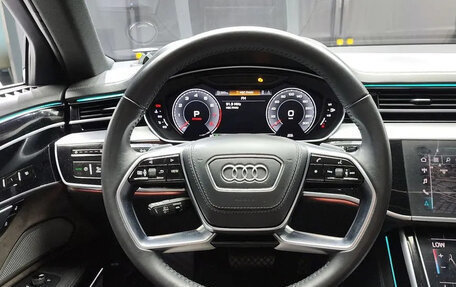 Audi A8, 2021 год, 6 000 000 рублей, 12 фотография