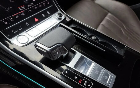 Audi A8, 2021 год, 6 000 000 рублей, 8 фотография