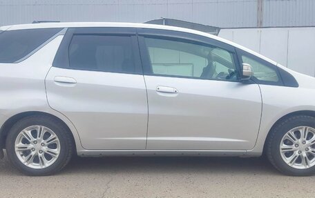 Honda Fit Shuttle I рестайлинг, 2011 год, 1 000 000 рублей, 2 фотография
