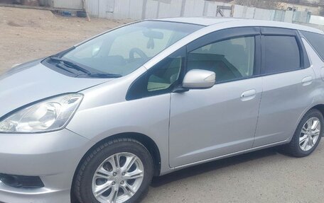 Honda Fit Shuttle I рестайлинг, 2011 год, 1 000 000 рублей, 4 фотография