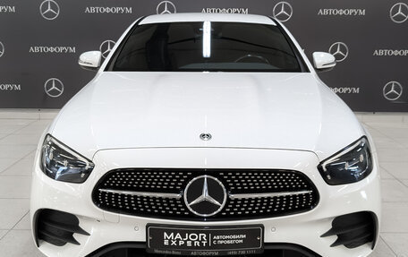 Mercedes-Benz E-Класс, 2021 год, 4 900 000 рублей, 2 фотография