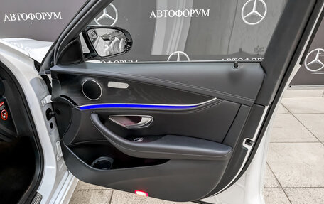 Mercedes-Benz E-Класс, 2021 год, 4 900 000 рублей, 23 фотография
