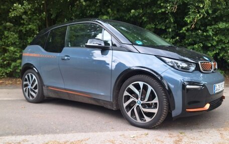 BMW i3 I01 рестайлинг, 2022 год, 2 580 000 рублей, 2 фотография
