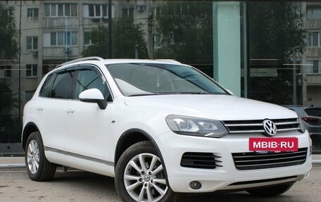 Volkswagen Touareg III, 2011 год, 1 730 000 рублей, 3 фотография