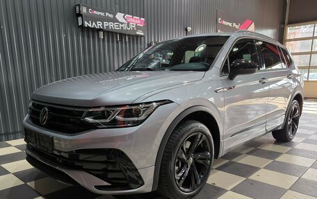 Volkswagen Tiguan II, 2022 год, 3 200 000 рублей, 1 фотография