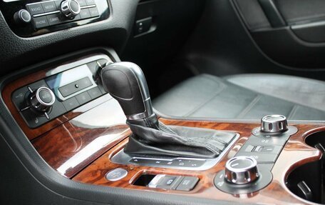 Volkswagen Touareg III, 2011 год, 1 730 000 рублей, 13 фотография