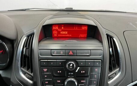 Opel Zafira C рестайлинг, 2012 год, 915 000 рублей, 11 фотография
