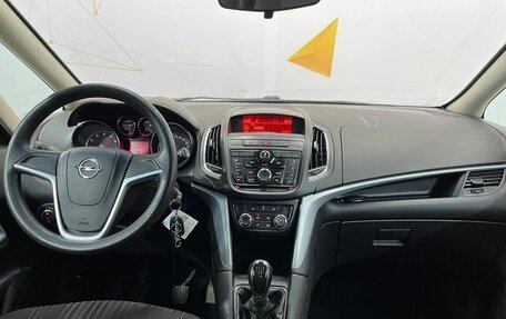 Opel Zafira C рестайлинг, 2012 год, 915 000 рублей, 8 фотография