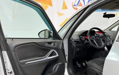 Opel Zafira C рестайлинг, 2012 год, 915 000 рублей, 17 фотография