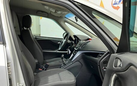 Opel Zafira C рестайлинг, 2012 год, 915 000 рублей, 25 фотография