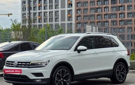Volkswagen Tiguan II, 2017 год, 1 940 000 рублей, 3 фотография