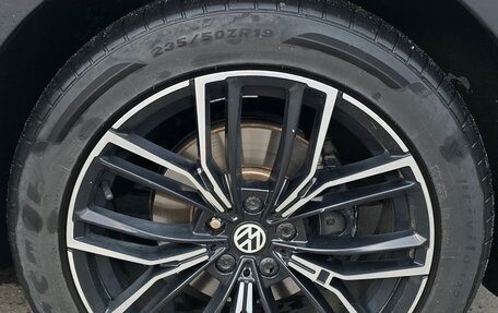 Volkswagen Tiguan II, 2017 год, 1 940 000 рублей, 9 фотография