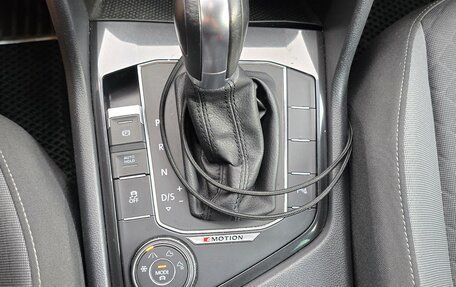 Volkswagen Tiguan II, 2017 год, 1 940 000 рублей, 17 фотография