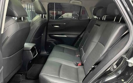 Toyota Venza, 2021 год, 3 150 000 рублей, 14 фотография