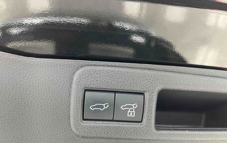 Toyota Venza, 2021 год, 3 150 000 рублей, 21 фотография
