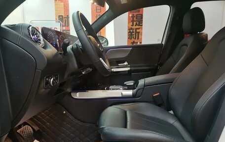 Mercedes-Benz GLB, 2020 год, 2 279 000 рублей, 11 фотография