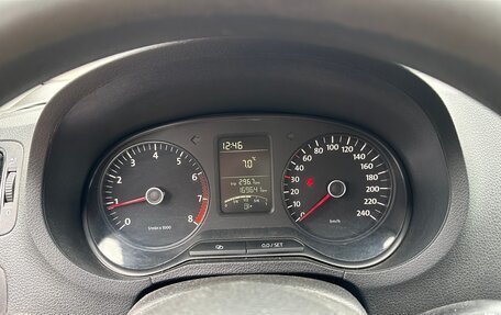 Volkswagen Polo VI (EU Market), 2011 год, 450 000 рублей, 10 фотография