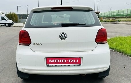 Volkswagen Polo VI (EU Market), 2011 год, 450 000 рублей, 2 фотография