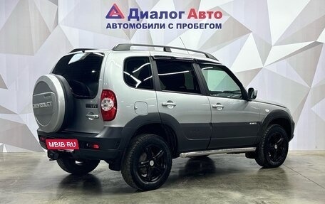 Chevrolet Niva I рестайлинг, 2016 год, 790 000 рублей, 4 фотография