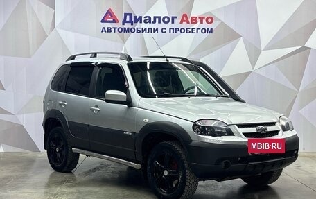 Chevrolet Niva I рестайлинг, 2016 год, 790 000 рублей, 3 фотография