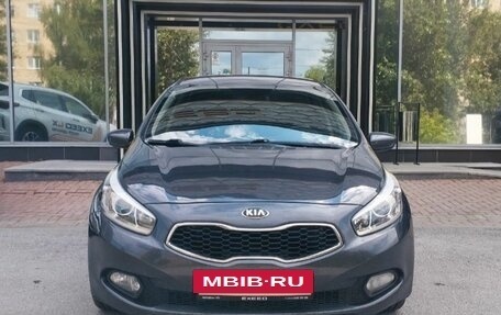 KIA cee'd III, 2014 год, 950 000 рублей, 2 фотография