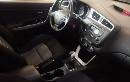 KIA cee'd III, 2014 год, 950 000 рублей, 16 фотография
