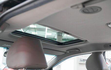 KIA Carnival III, 2016 год, 2 099 000 рублей, 10 фотография