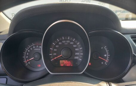 KIA Rio III рестайлинг, 2016 год, 868 800 рублей, 15 фотография