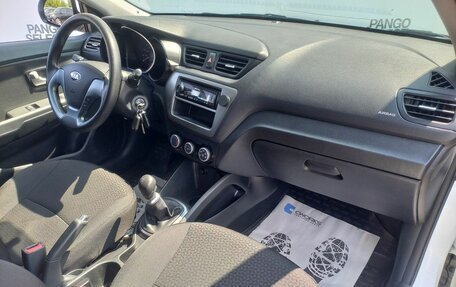 KIA Rio III рестайлинг, 2016 год, 868 800 рублей, 21 фотография