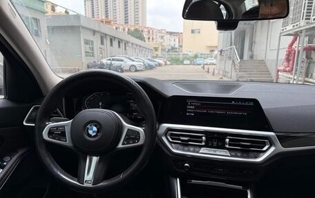BMW 3 серия, 2021 год, 2 750 000 рублей, 10 фотография
