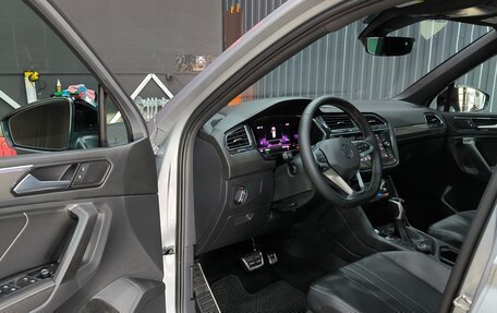 Volkswagen Tiguan II, 2022 год, 3 200 000 рублей, 5 фотография