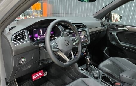 Volkswagen Tiguan II, 2022 год, 3 200 000 рублей, 4 фотография