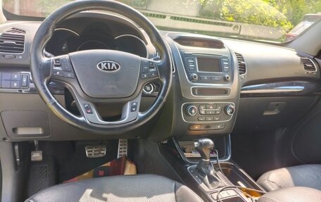 KIA Sorento II рестайлинг, 2013 год, 1 600 000 рублей, 13 фотография
