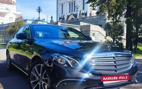 Mercedes-Benz E-Класс, 2017 год, 3 100 000 рублей, 2 фотография