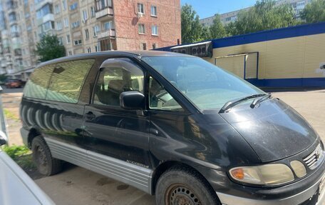 Toyota Estima III рестайлинг -2, 1997 год, 360 000 рублей, 2 фотография