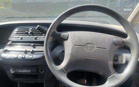Toyota Estima III рестайлинг -2, 1997 год, 360 000 рублей, 5 фотография