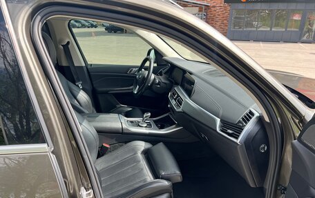 BMW X5, 2019 год, 5 450 000 рублей, 15 фотография
